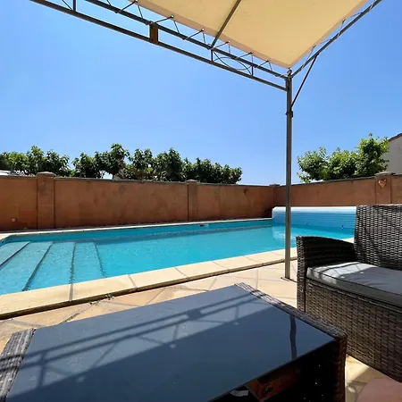De Gailhenc Climatisee Villa *
